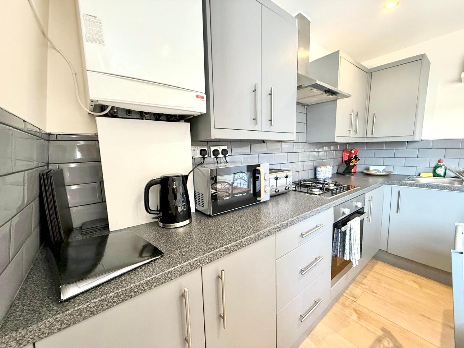 Lovely 3 Bedroom Flat , Aldgate, Tower Hill, Whitechapel * Londres