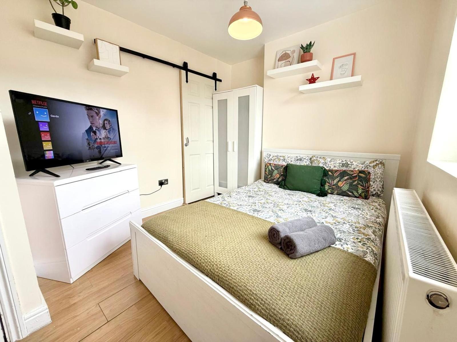 Lovely 3 Bedroom Flat , Aldgate, Tower Hill, Whitechapel