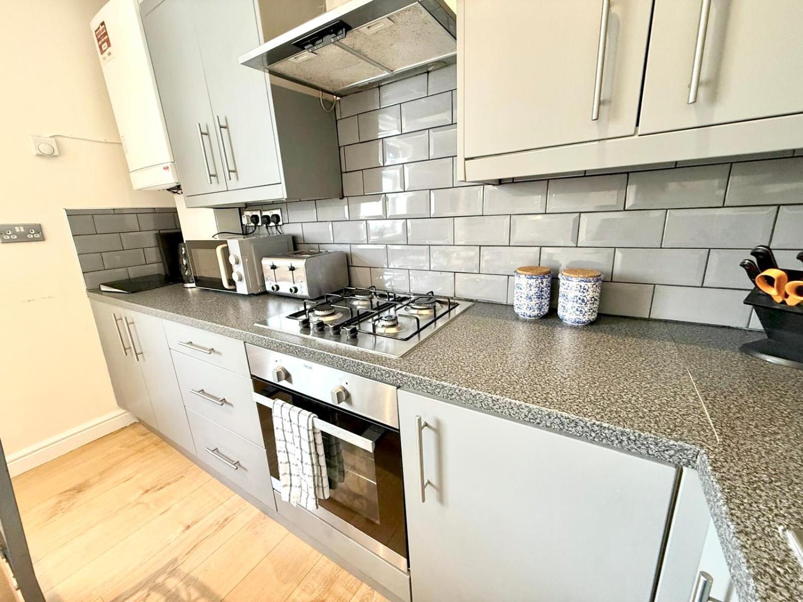 Lovely 3 Bedroom Flat , Aldgate, Tower Hill, Whitechapel Londres