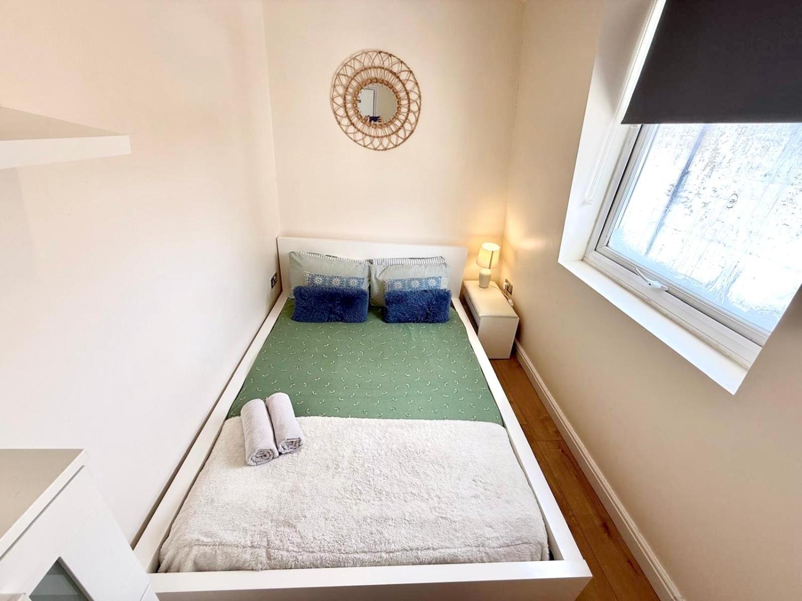 Lovely 3 Bedroom Flat , Aldgate, Tower Hill, Whitechapel Londres