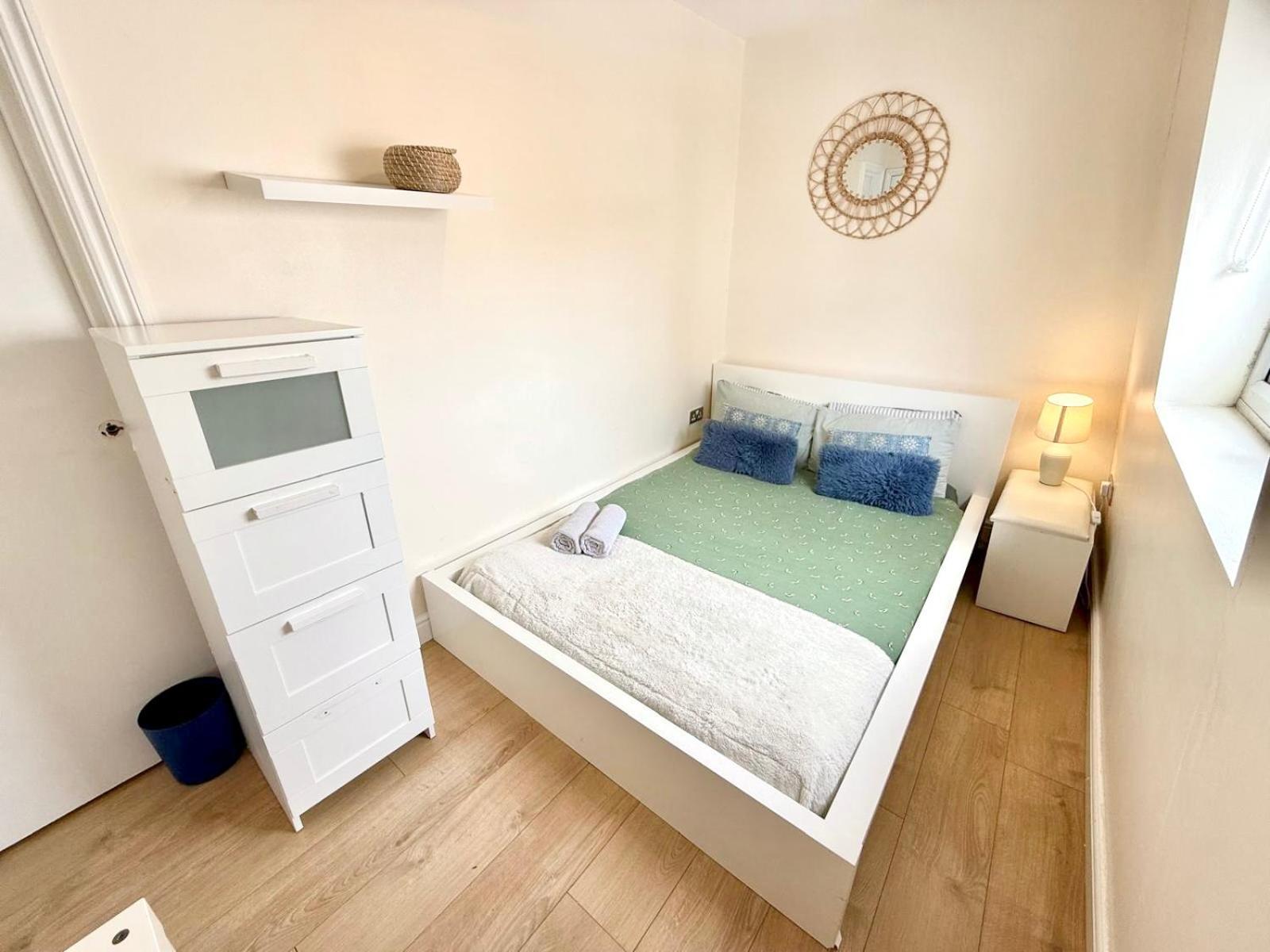 Lovely 3 Bedroom Flat , Aldgate, Tower Hill, Whitechapel Appartement