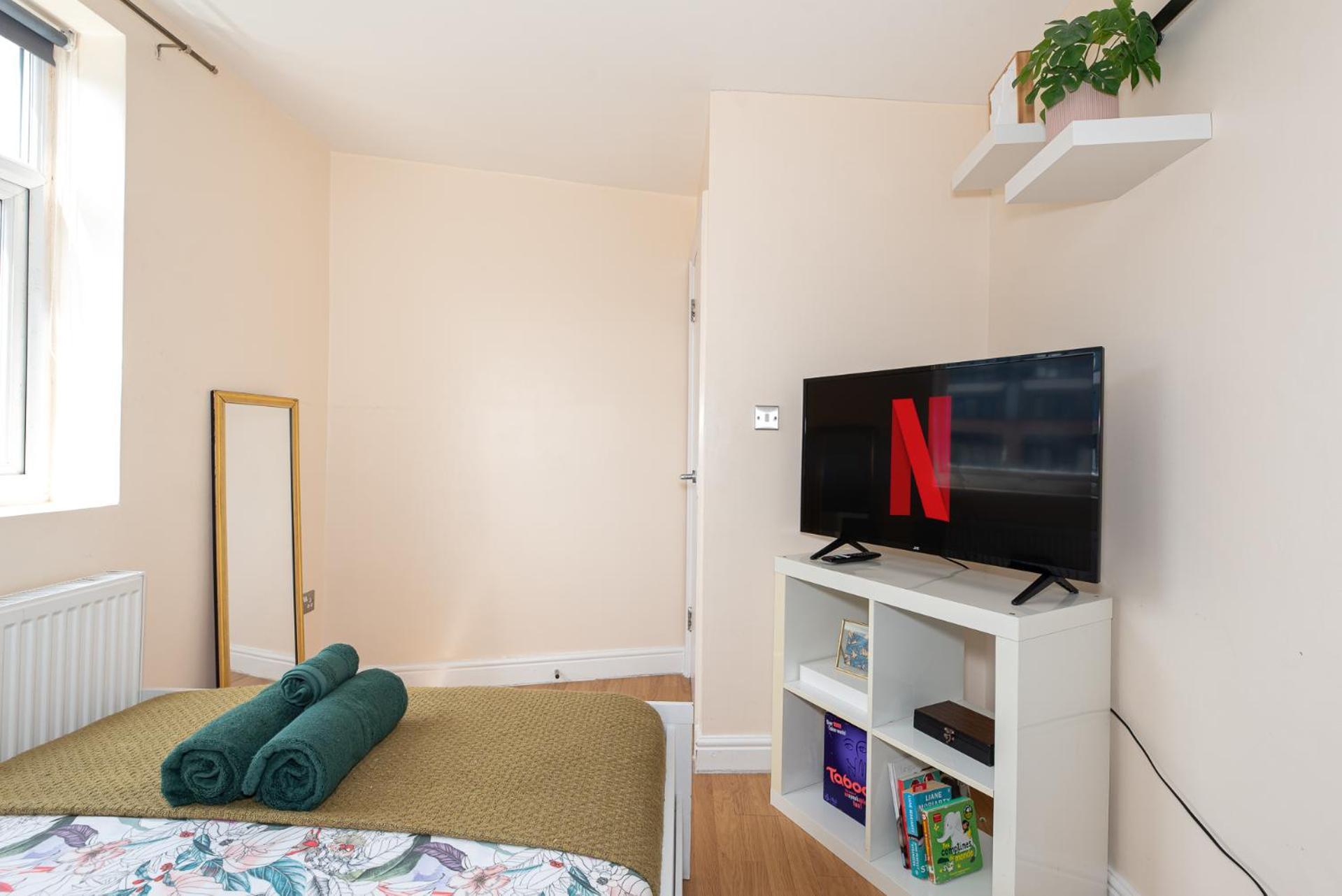 Lovely 3 Bedroom Flat , Aldgate, Tower Hill, Whitechapel Londres