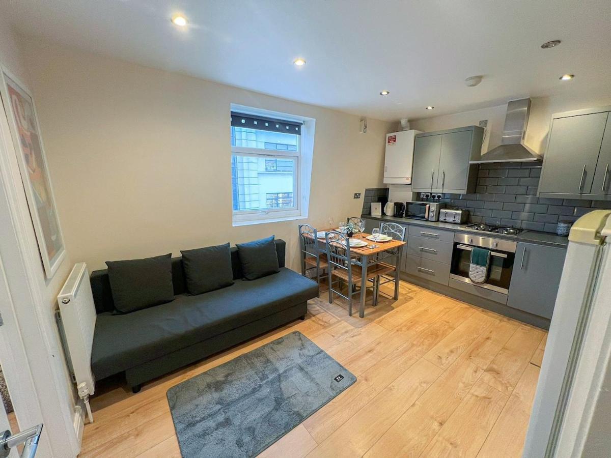 Lovely 3 Bedroom Flat , Aldgate, Tower Hill, Whitechapel Londres