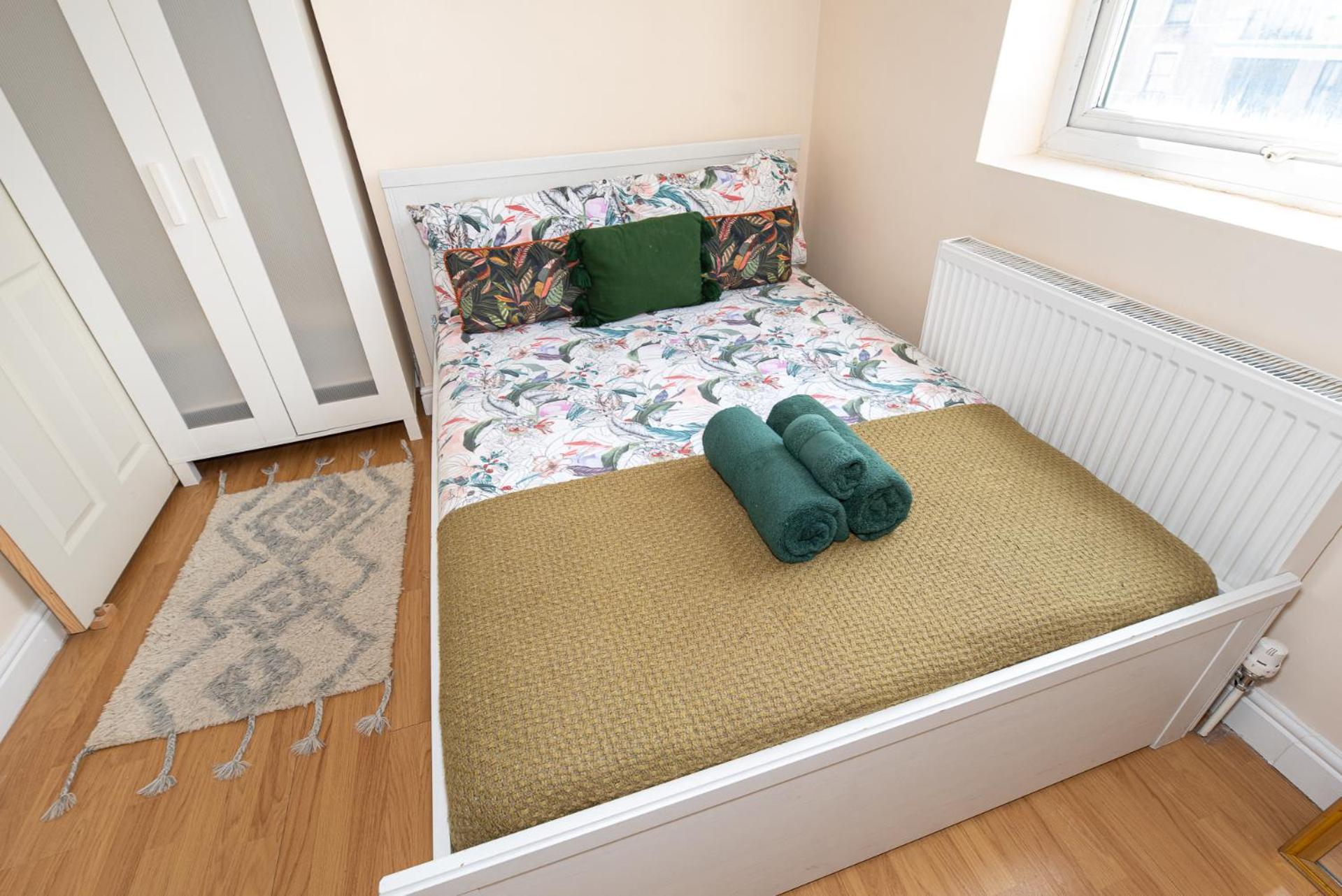 Lovely 3 Bedroom Flat , Aldgate, Tower Hill, Whitechapel Londres