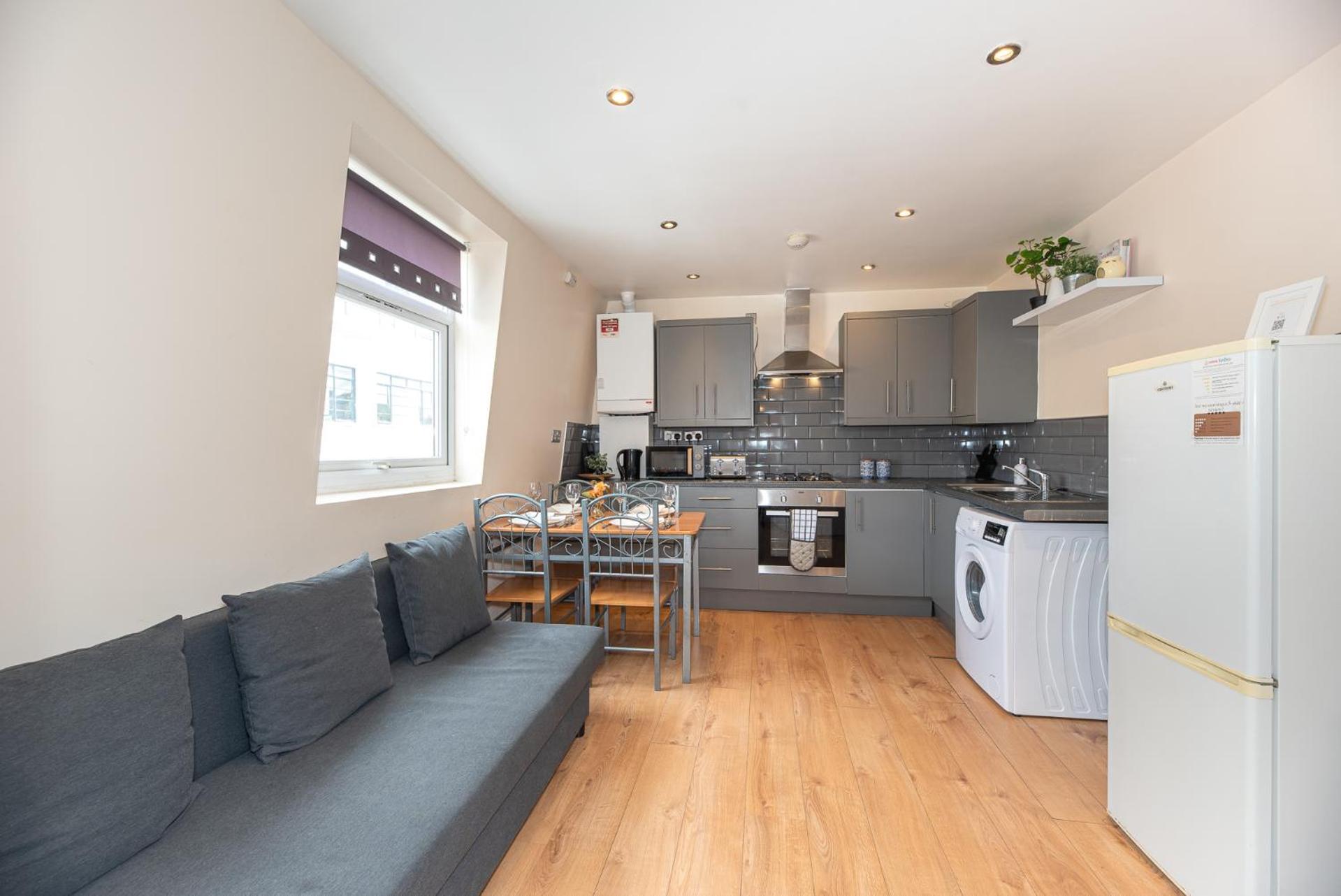 Apartment Lovely 3 Bedroom Flat , Aldgate, Tower Hill, Whitechapel London