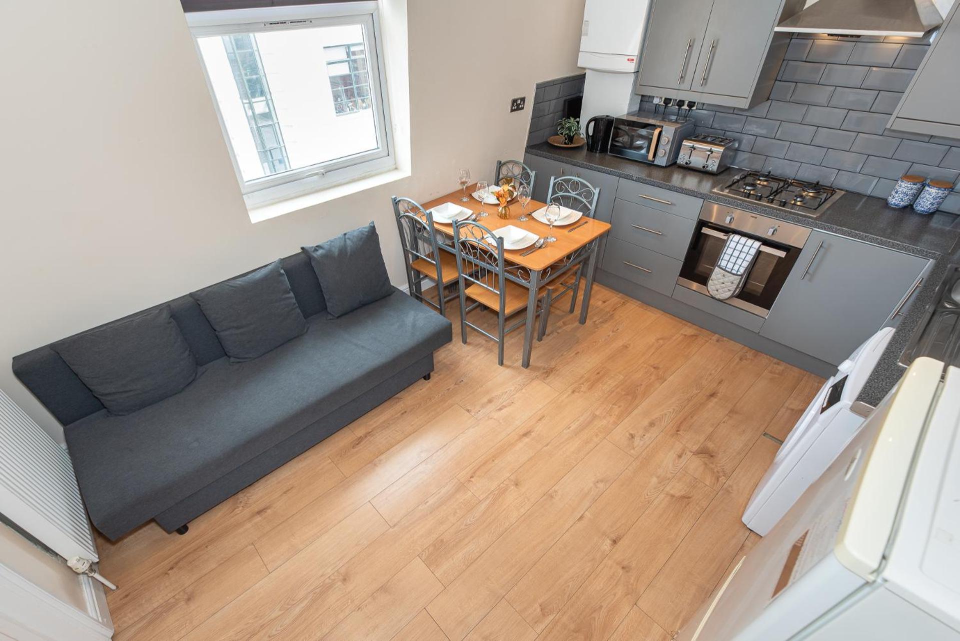 Apartment Lovely 3 Bedroom Flat , Aldgate, Tower Hill, Whitechapel *
