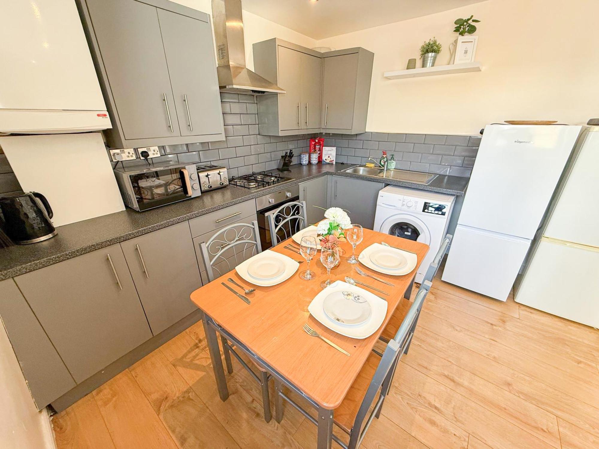 Apartment Lovely 3 Bedroom Flat , Aldgate, Tower Hill, Whitechapel *